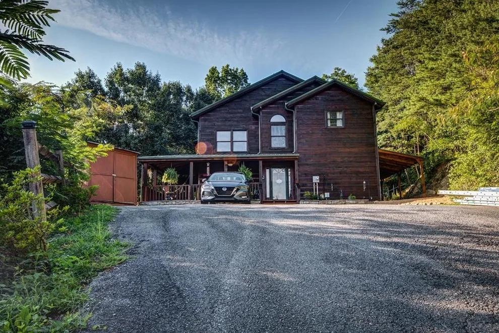 Unit for sale at 2489 Upper Middle Creek Road, Sevierville, TN 37876
