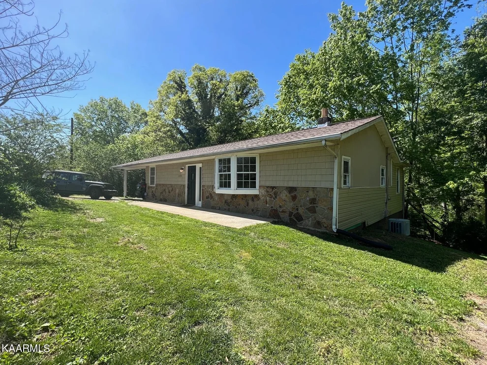 Unit for sale at 10800 Dogwood Rd, Knoxville, TN 37931