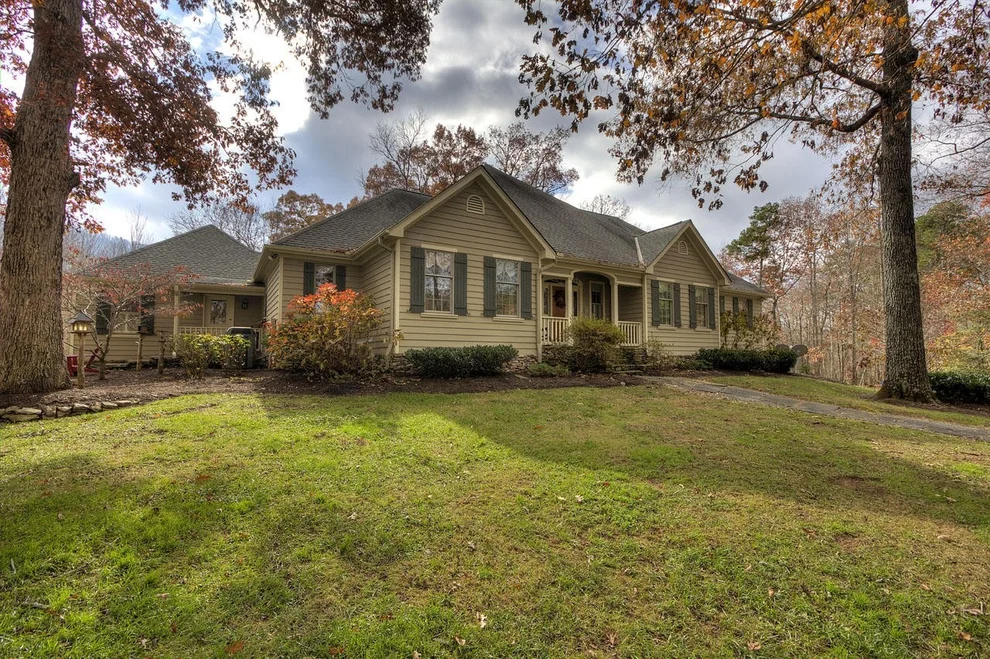 Unit for sale at 3458 Allegheny Loop Rd, Maryville, TN 37803