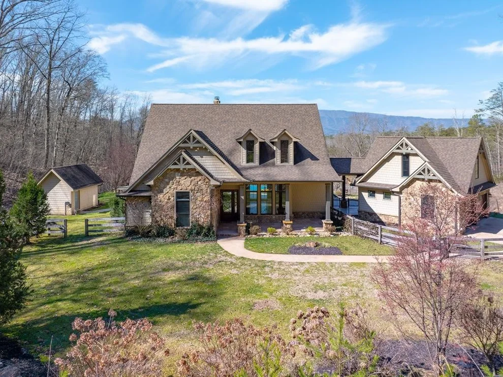 Unit for sale at 2233 Nations Road, Newport, TN 37821