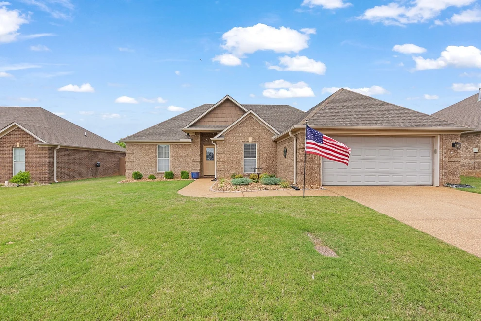 Unit for sale at 29 Birch Hollow Ln, Jackson, TN 38305