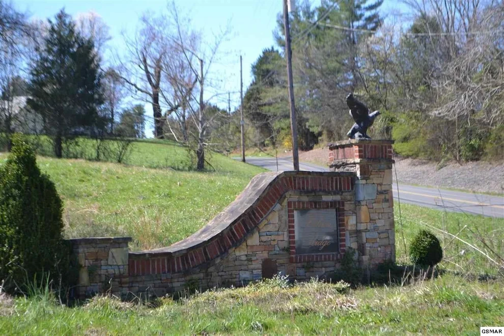 Unit for sale at 29 Sandpiper Court, Kodak, TN 37764