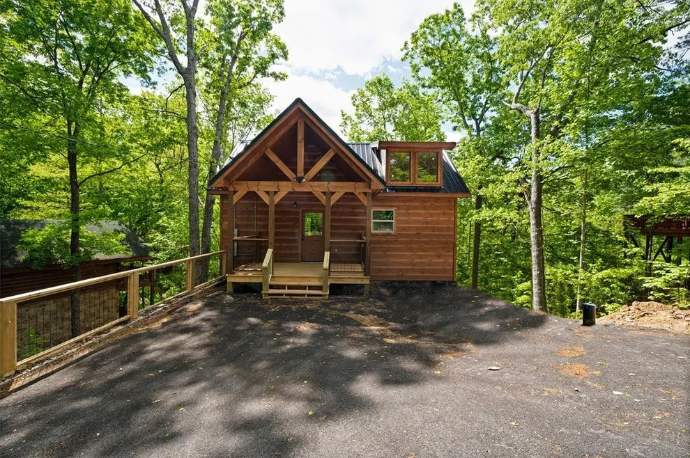 Unit for sale at 922 Ski View Lane, Sevierville, TN 37876
