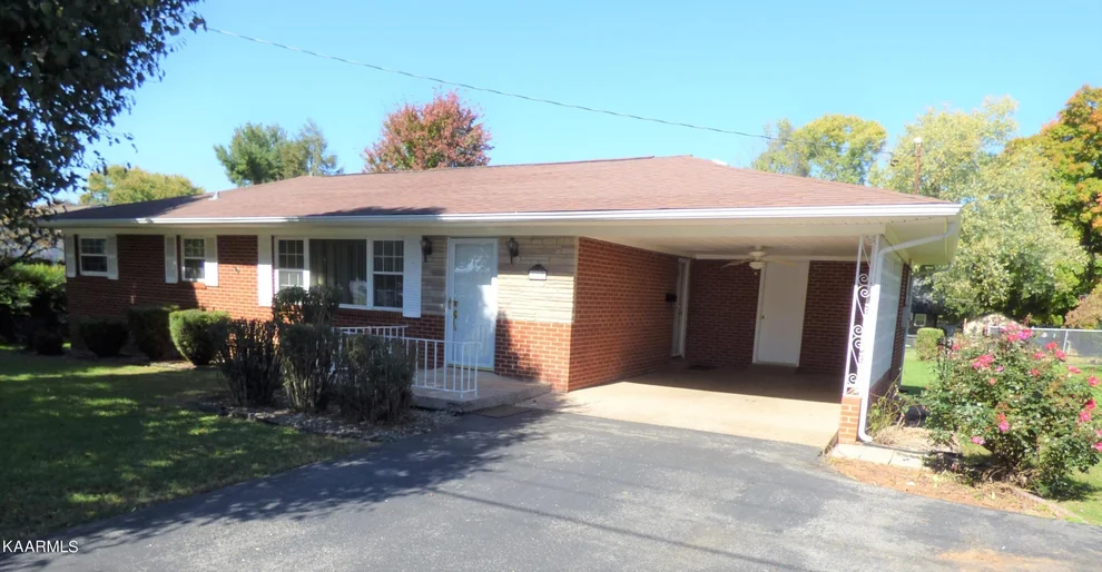 Unit for sale at 712 W Elmwood St, Jefferson City, TN 37760