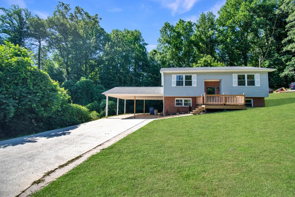 Unit for sale at 503 Martin Luther King Junior Driv, Rockwood, TN 37854