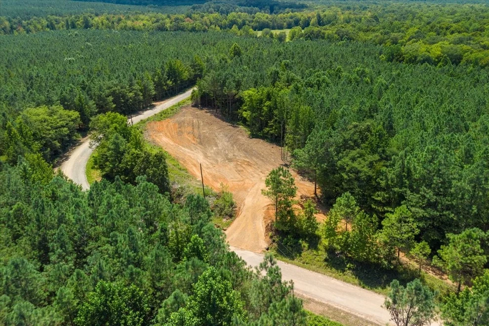 Unit for sale at 0 Eden Farm Rd, Camden, TN 38320