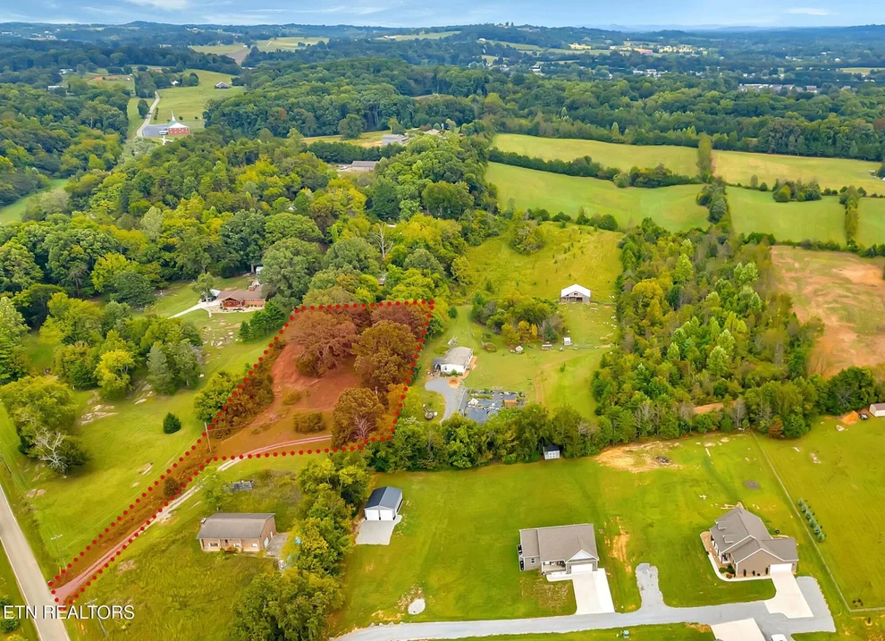 Unit for sale at 4722 Salem Rd, Greenback, TN 37742