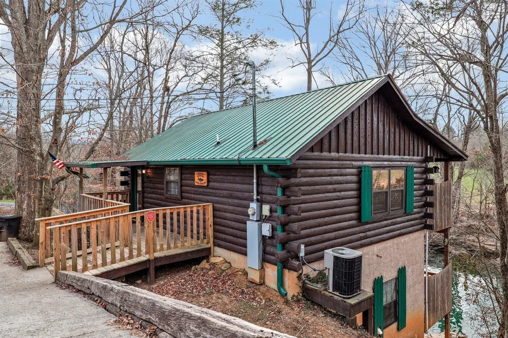 Unit for sale at 1890 Pittman Center Rd, Sevierville, TN 37876