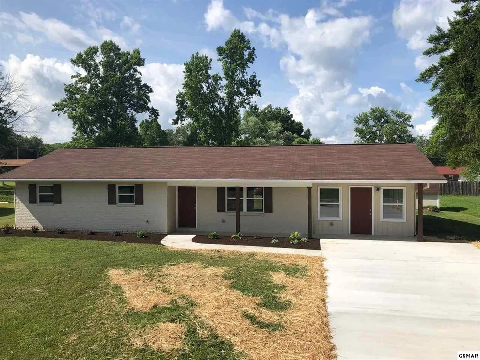 Unit for sale at 226 Little Pigeon Drive, Sevierville, TN 37862