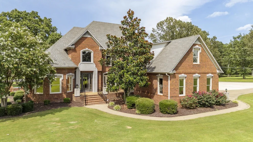 Unit for sale at 245 NELLIE LN, Savannah, TN 38372