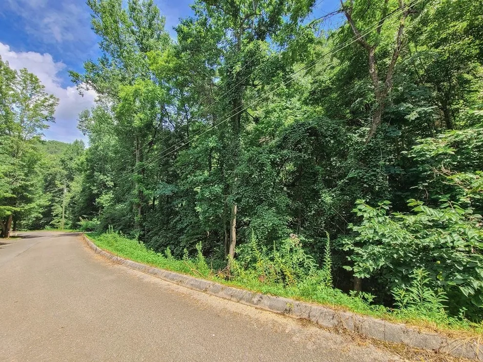 Unit for sale at 4 Pulaski Lane, Sevierville, TN 37862