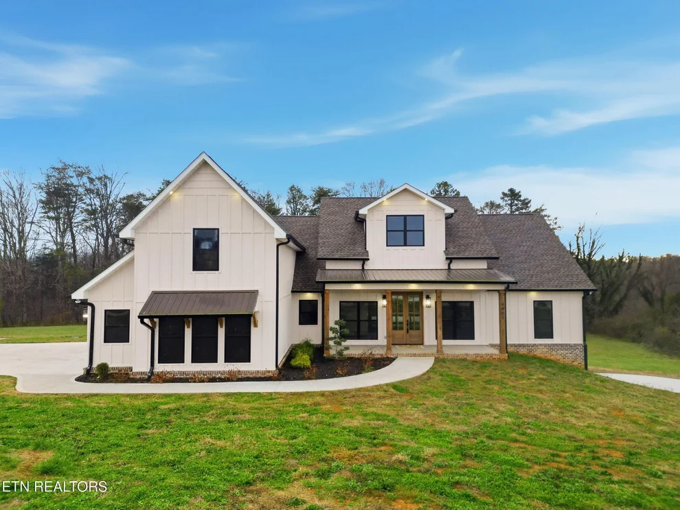 Unit for sale at 4662 Morganton Rd, Maryville, TN 37801