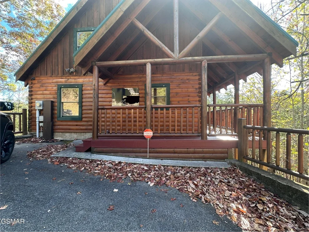 Unit for sale at 4614 Nottingham Heights Way, Pigeon Forge, TN 37863