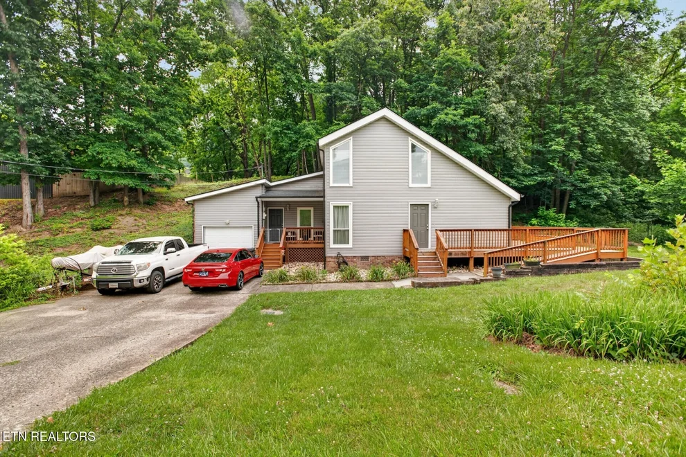 Unit for sale at 2009 Malvern Rd, Kingsport, TN 37660