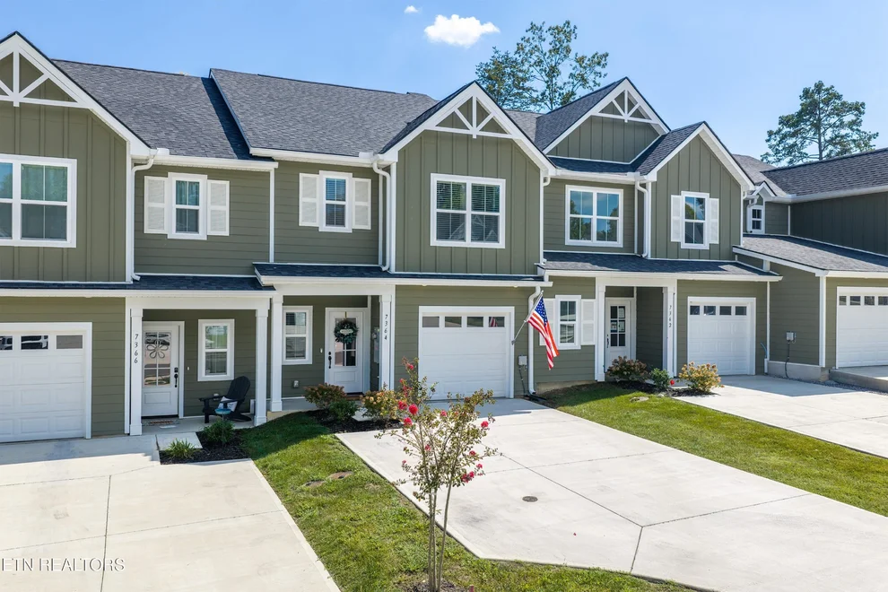 Unit for sale at 7364 Sun Blossom Lane, Knoxville, TN 37924