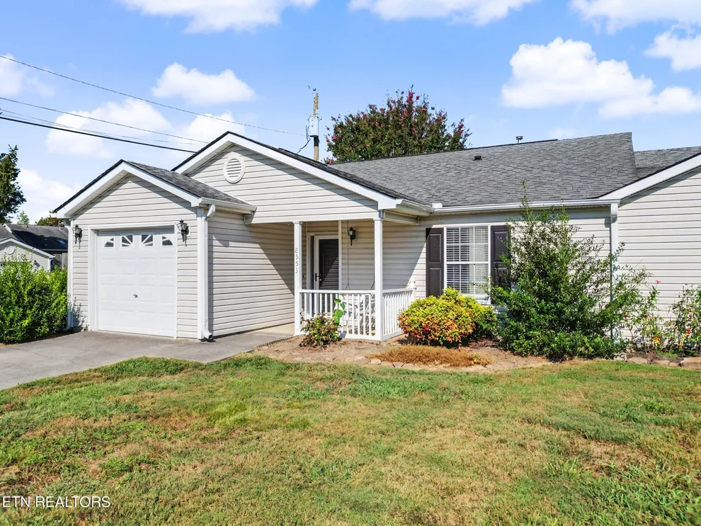 Unit for sale at 8553 Wisteria Way, Knoxville, TN 37931