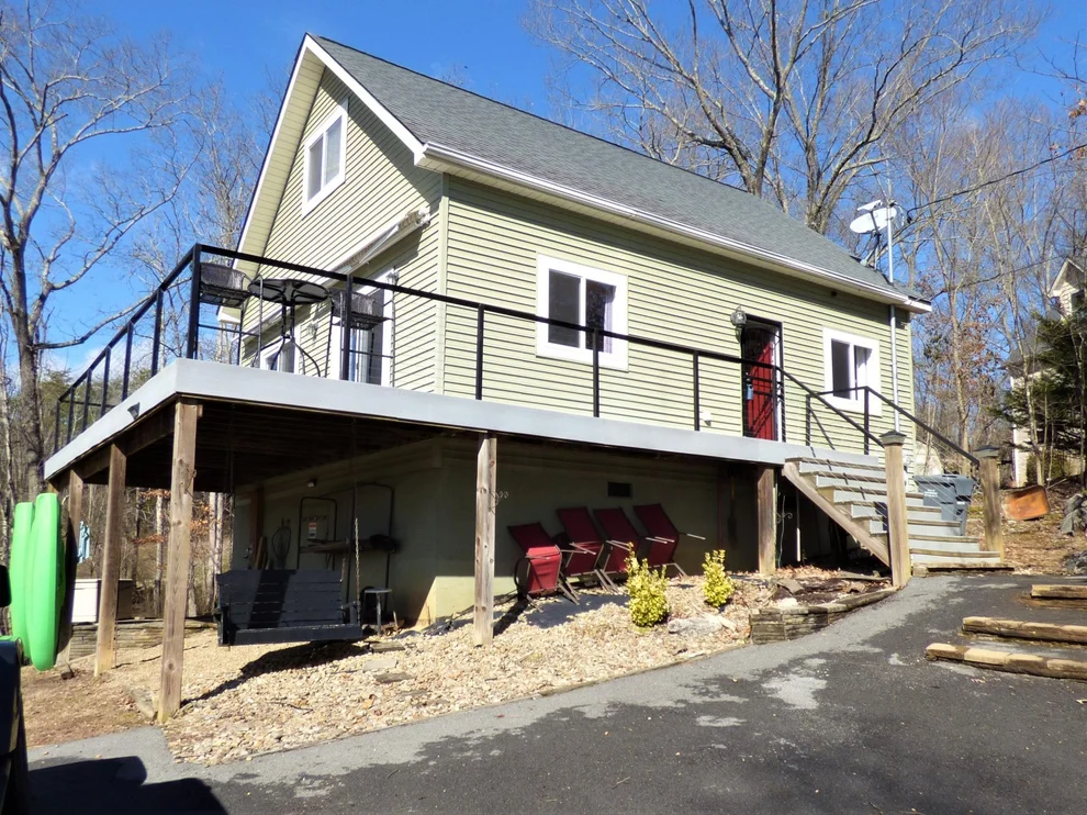 Unit for sale at 860 Plainview Drive, Dandridge, TN 37725