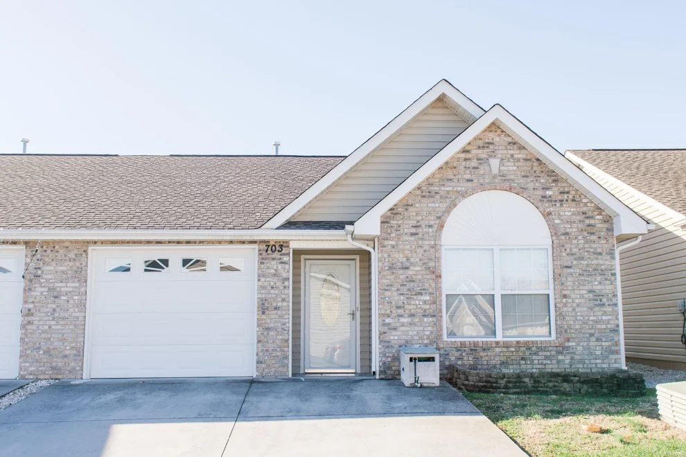 Unit for sale at 703 High Point Way, Knoxville, TN 37912