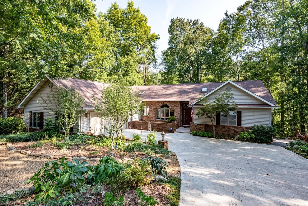 Unit for sale at 431 Tigitsi Circle, Loudon, TN 37774