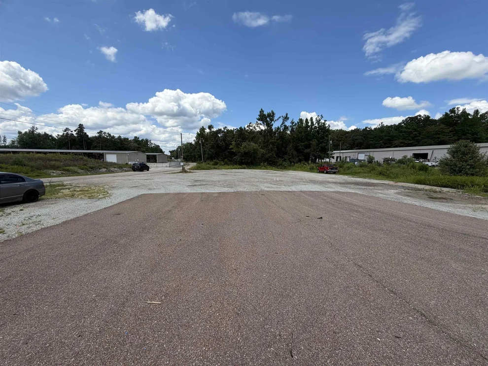 Unit for sale at 3135 Hwy 128, Savannah, TN 38372