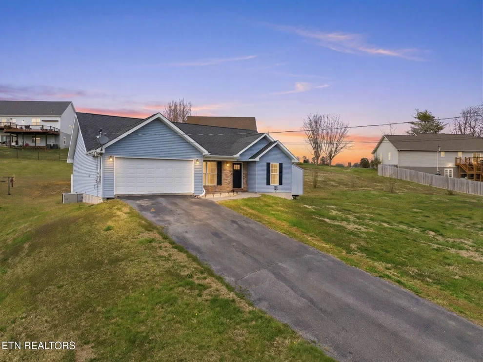 Unit for sale at 427 Eledge Farm Rd, Sevierville, TN 37876