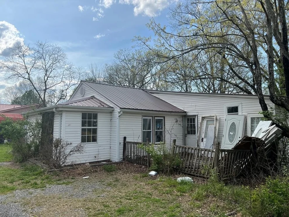 Unit for sale at 175 MCNABB, Newport, TN 37821