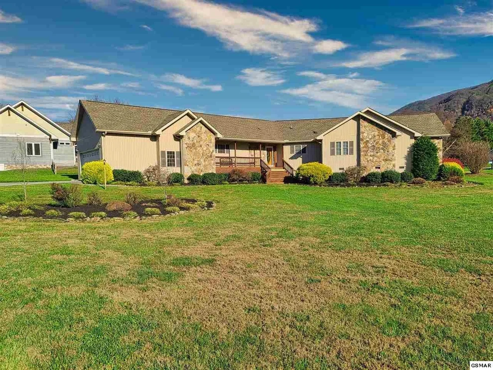 Unit for sale at 3585 Deer Field Circle, Sevierville, TN 37862