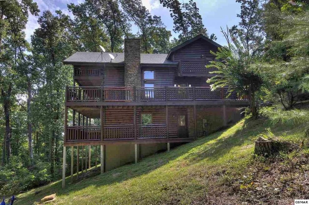 Unit for sale at 2561 Cloud View Drive, Sevierville, TN 37862