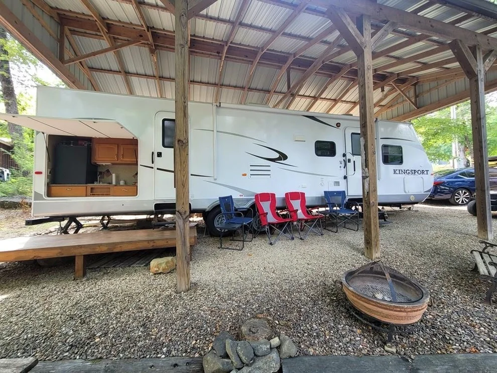 Unit for sale at 724 Columbine Way, Cosby, TN 37722