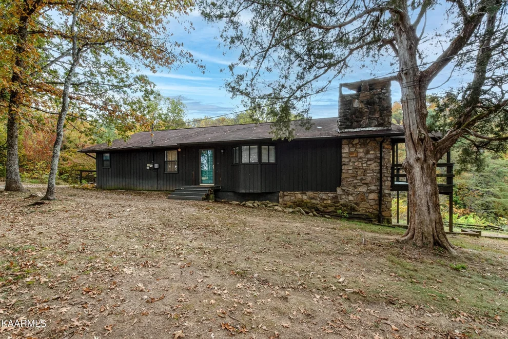 Unit for sale at 839 Goose Gap Rd, Sevierville, TN 37876