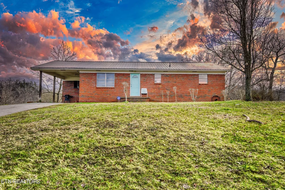 Unit for sale at 162 Russell Rd, Rogersville, TN 37857