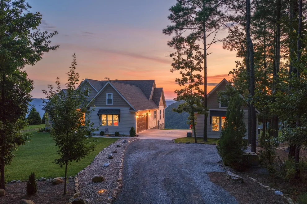 Unit for sale at 3745 Raulston Falls Road, Jasper, TN 37347