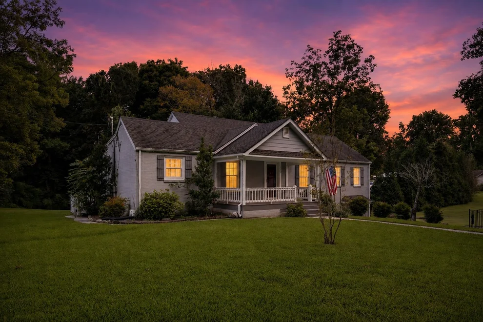 Unit for sale at 113 Boyd Ave, McMinnville, TN 37110