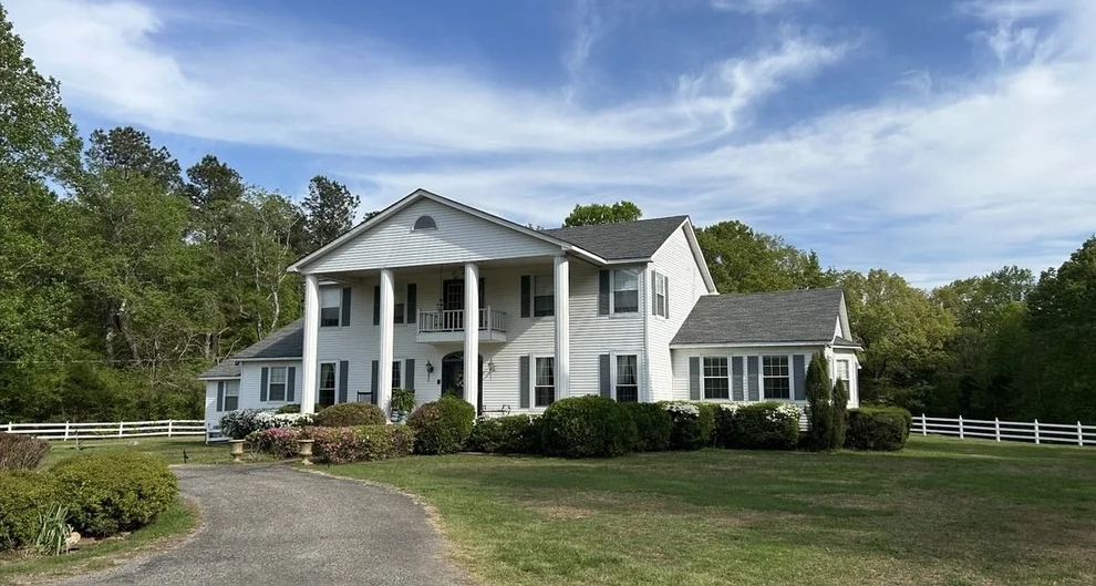 Unit for sale at 645 Barham Ln, Bolivar, TN 38008