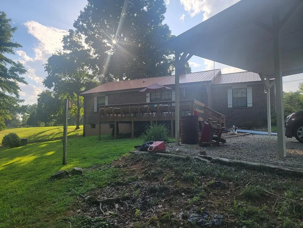 Unit for sale at 1431 Old Chisholm Trail, Dandridge, TN 37725