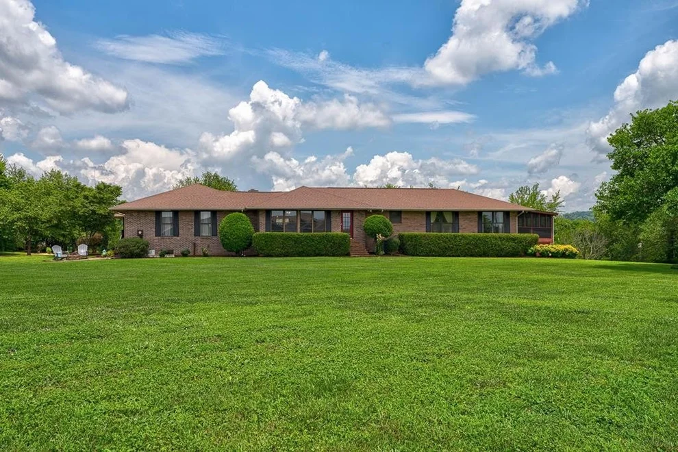 Unit for sale at 319 Constellation Lane, Kodak, TN 37764