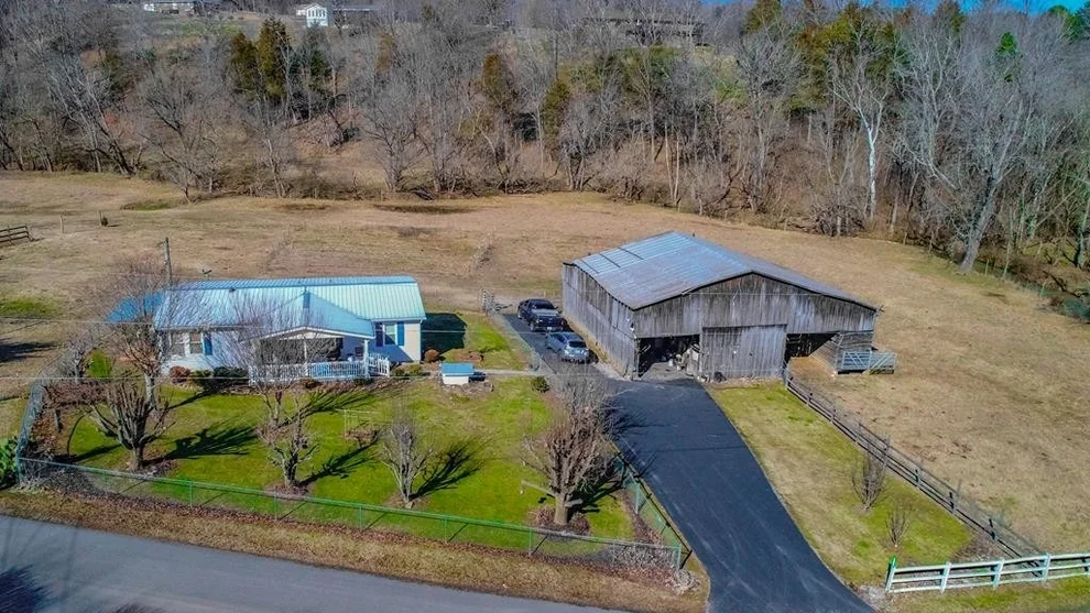 Unit for sale at 1541 Lower English Creek Road, Newport, TN 37821