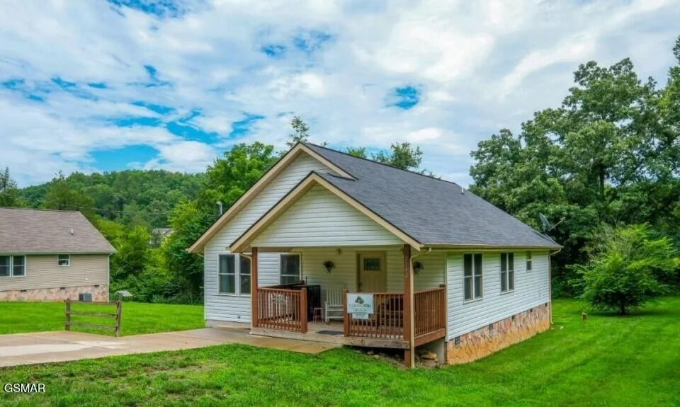 Unit for sale at 2242 Green Acres Circle, Sevierville, TN 37862
