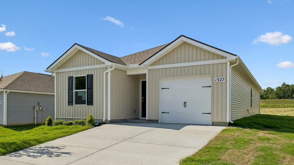 Unit for sale at 1327 Preakness Ln, Lewisburg, TN 37091