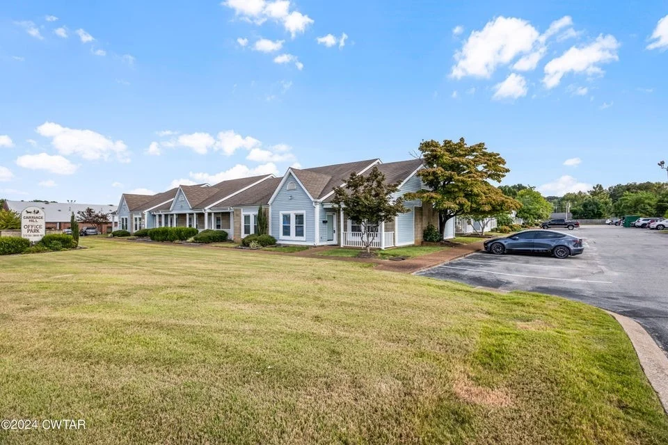 Unit for sale at 382 Carriage House Dr, Jackson, TN 38305
