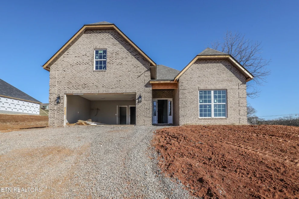 Unit for sale at 606 Farm Of The Smokies Way, Maryville, TN 37804