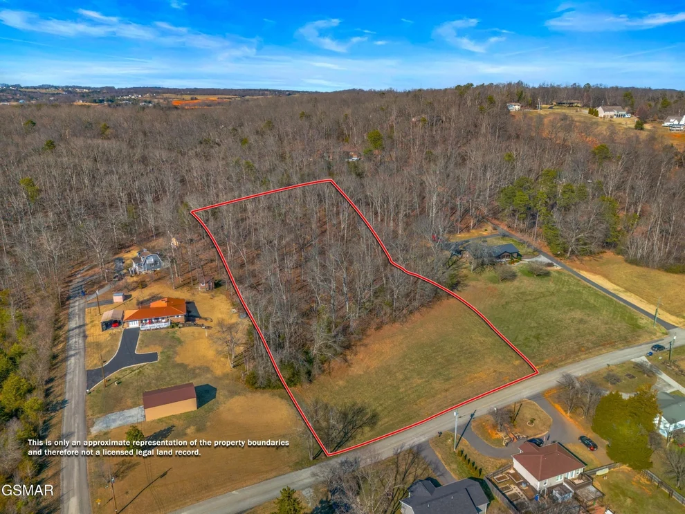 Unit for sale at 312 E Cross Road, Dandridge, TN 37725