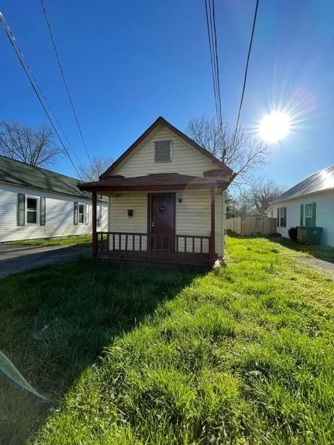 Unit for sale at 2703 Barton St, Knoxville, TN 37917