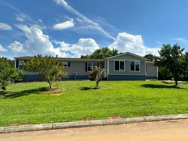 Unit for sale at 1005 Ashley Meadows Drive, Strawberry Plains, TN 37871