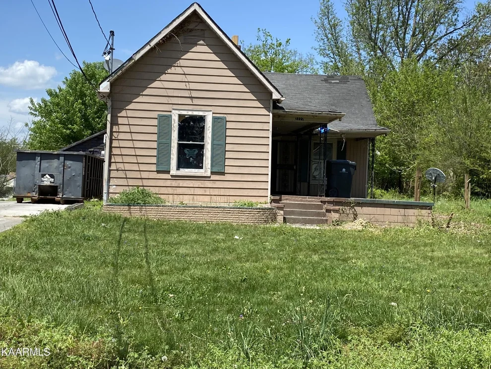 Unit for sale at 2227 Adair Ave, Knoxville, TN 37917
