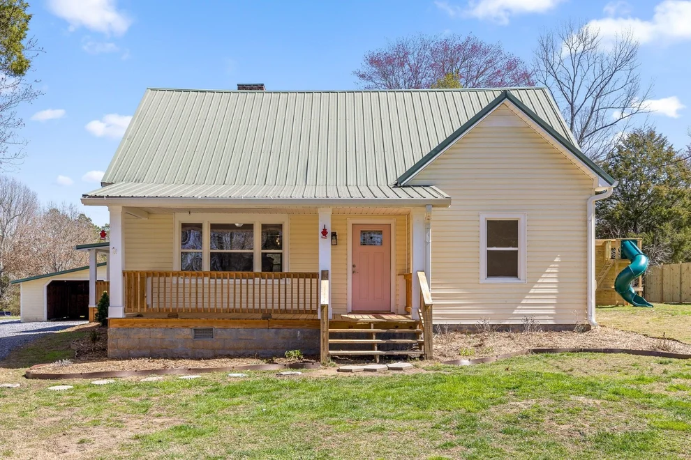 Unit for sale at 565 Jones Road, La Fayette, GA 30728
