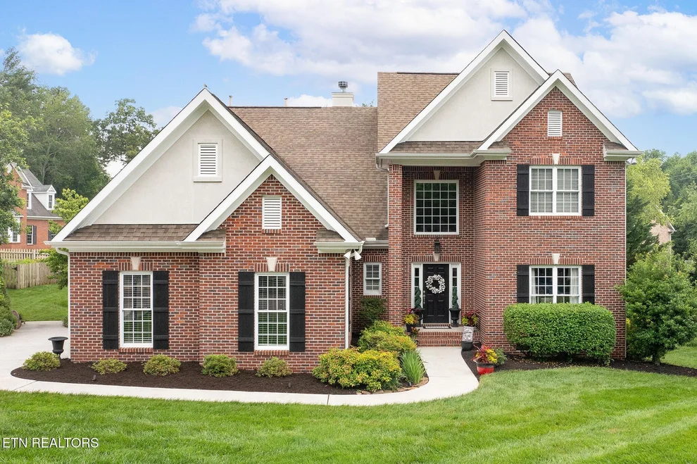 Unit for sale at 817 Vista Oaks Lane, Knoxville, TN 37919