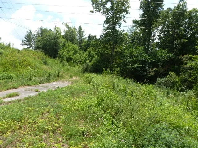 Unit for sale at 5500 Hwy 321, Lenoir City, TN 37771