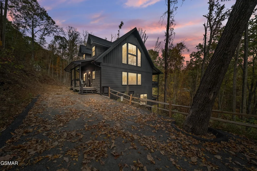 Unit for sale at 2615 Whippoorwill Hill Way, Sevierville, TN 37862