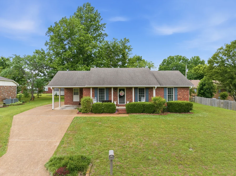 Unit for sale at 121 New Renfroe St, Lexington, TN 38351
